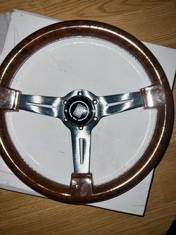Classic wood brown steering wheel