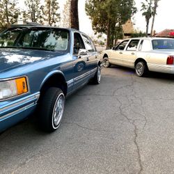 93 Lincoln Town