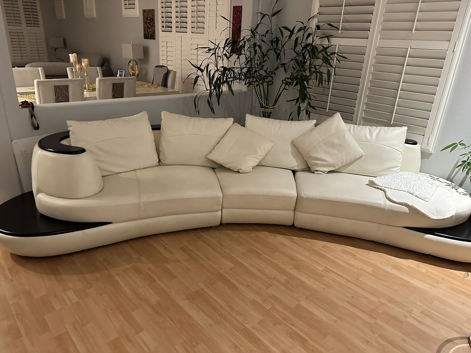 White Leather Couch 