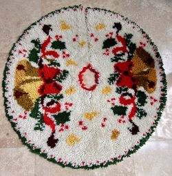 Vintage Christmas Tree Skirt with Latch Hook Handmade Christmas Bells 32 inches
