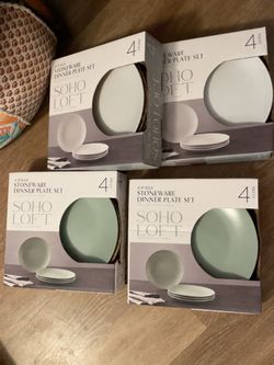 Dinner plates