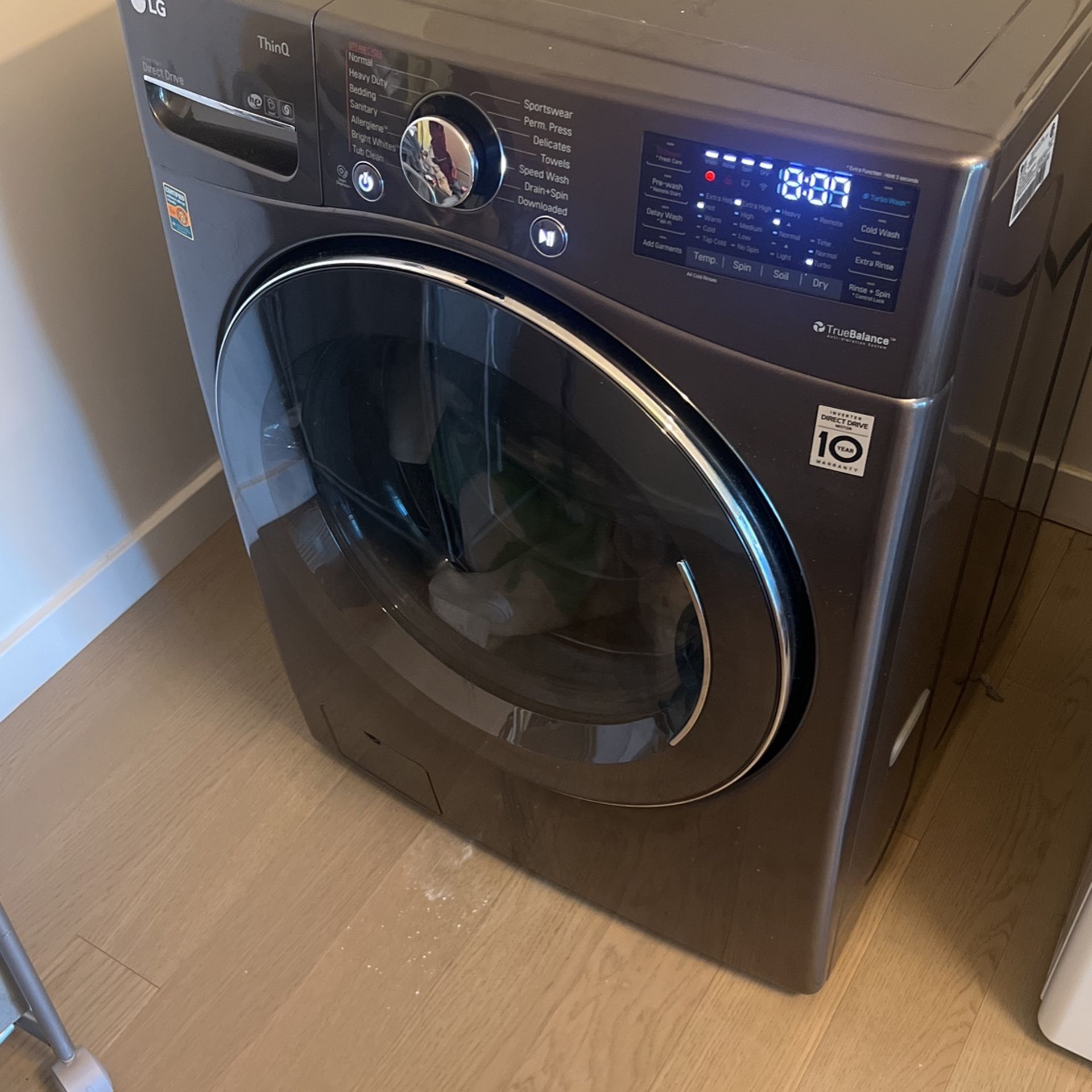 Lg Combination Washer And Dryer 2 In 1 Less Than 1 Year Old 