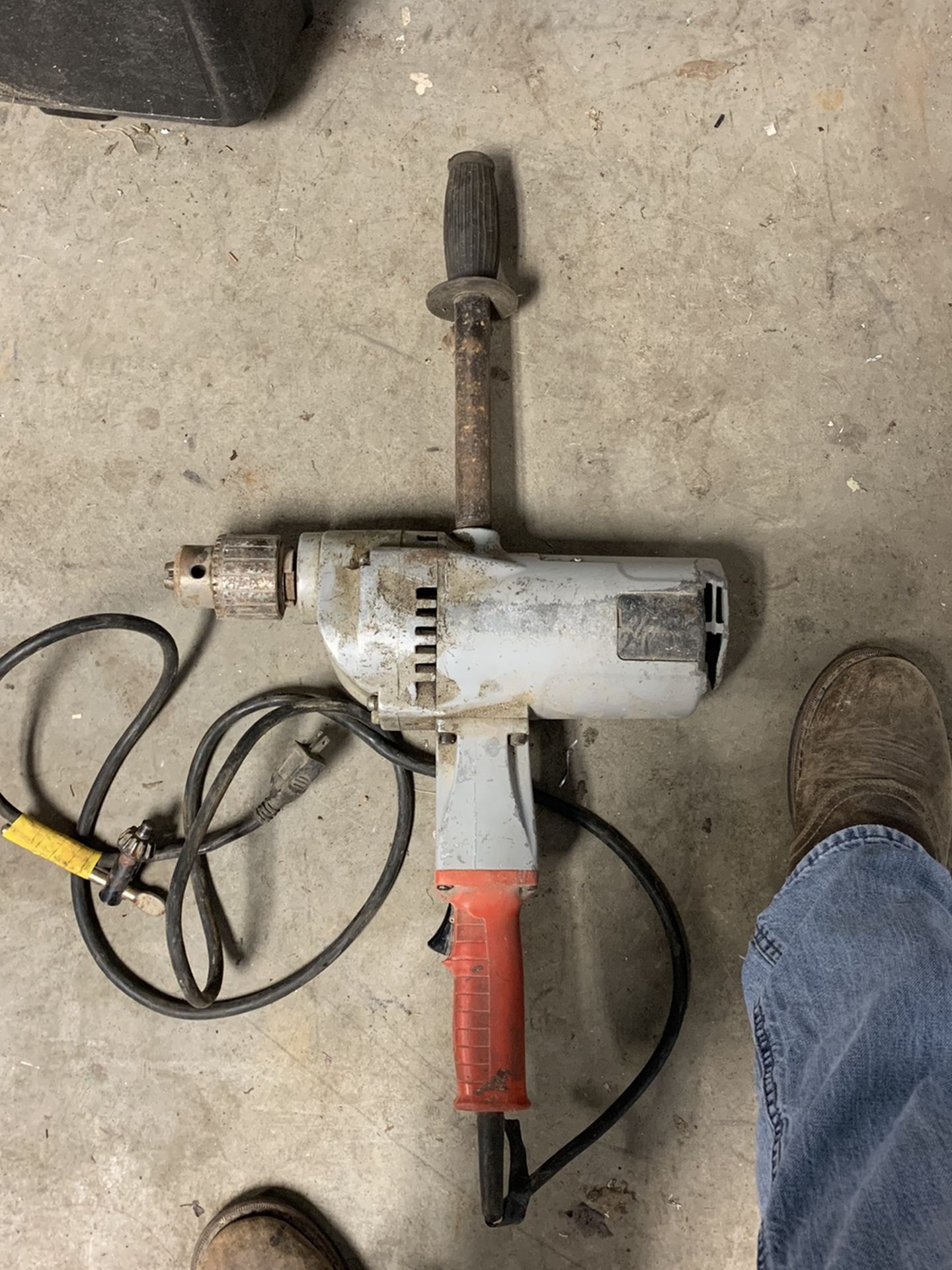 Milwaukee Holeshooter
