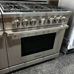 Dacor 36” Stainless Steel Gas Range 