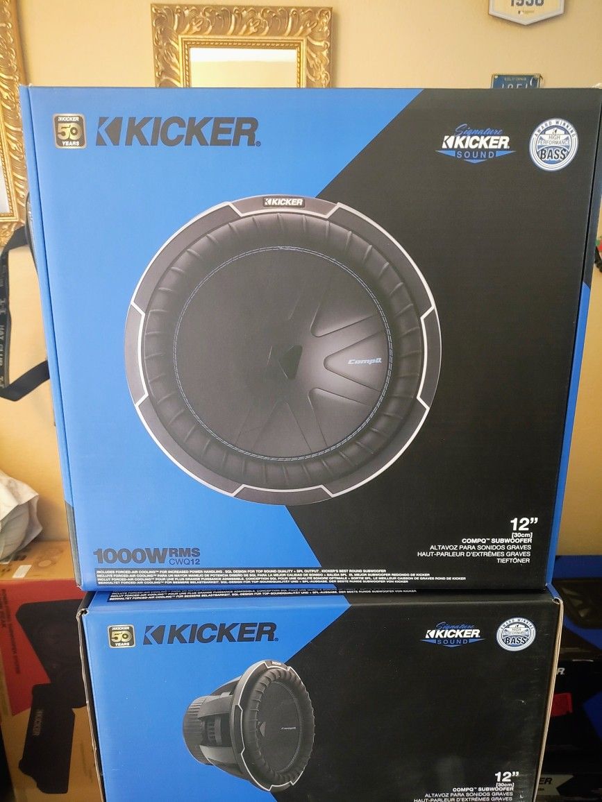 12" Kickers Comp Q . 1000 Watts Rms Each Sub. (2 Subs)