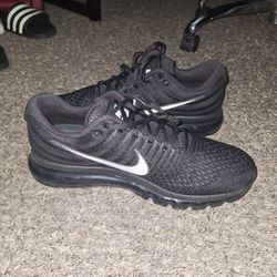 Nike Air Max 2017 "Triple Black" Running Shoes