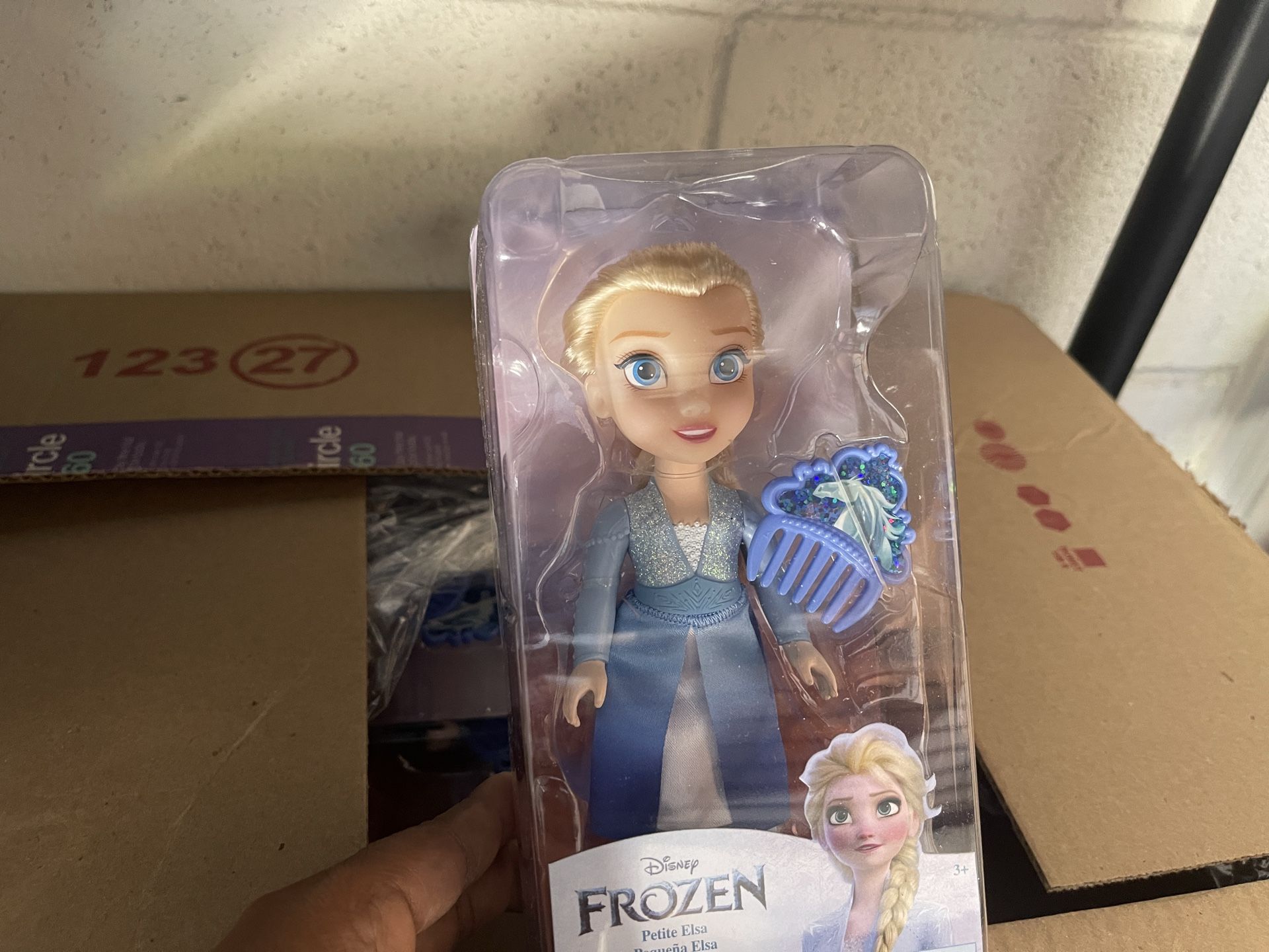 Elsa Barbie