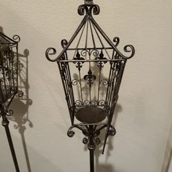 2 Candle Holders