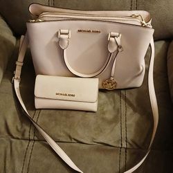 Michael Kors Purse And Wallet