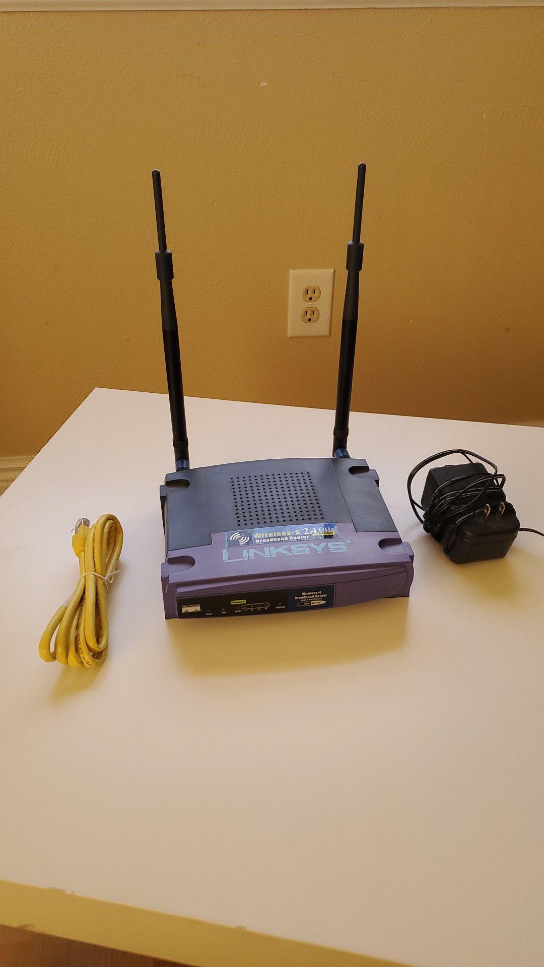Linksys Router with extended antennas