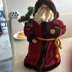 Old-Fashioned Santa