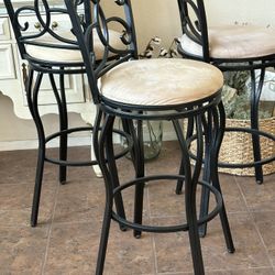 Bar Stools 