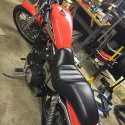 Harley Davidson Sportster XHL883
