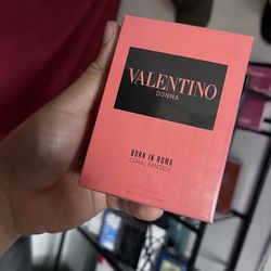 💖 Valentino Donna Born in Roma Coral Fantasy