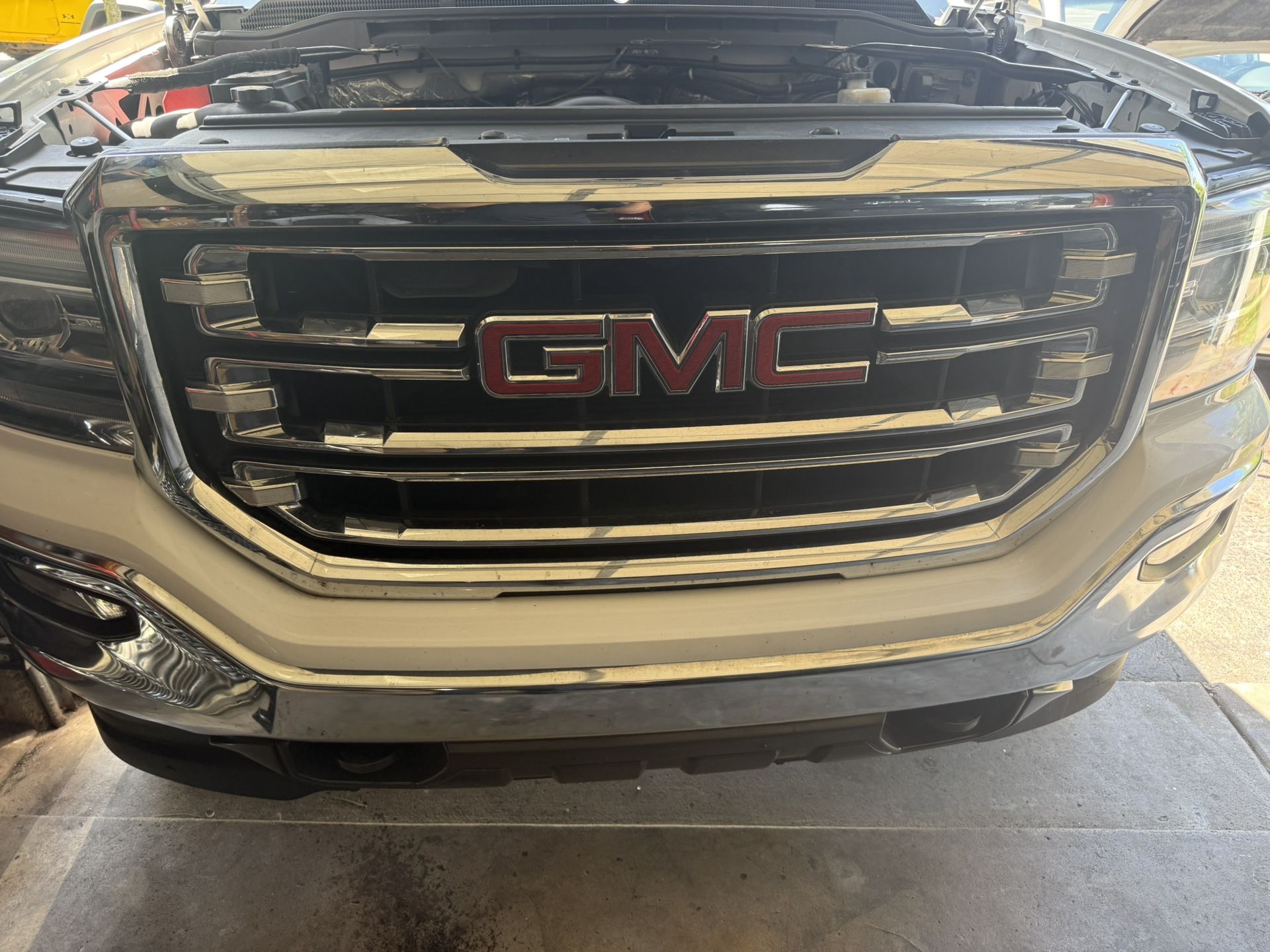 2016-2018 GMC SIERRA SLT GRILL