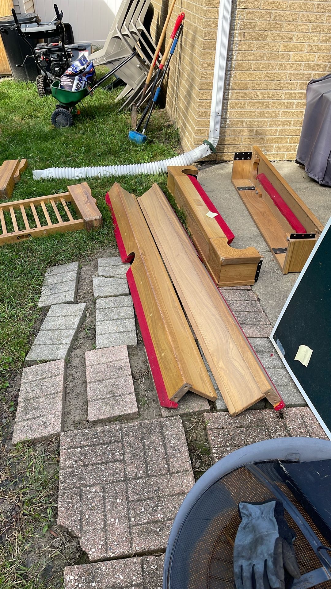FREE !!! Pool Table