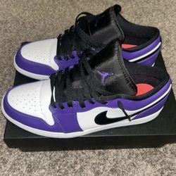 Jordan 1 Low Purple