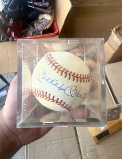 Mickey Mantle, Hank Aaron, Willie Mays, Pete Rose & Will Clark signed baseballs