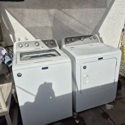 Maytag Bravo Mct Washer And Dryer And Couch 