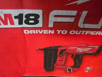 Milwaukee 18 Gauge Brad Nailer, M18