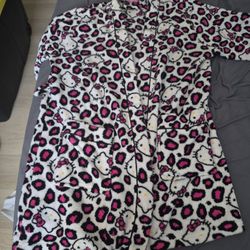 Hello Kitty Bath Robe