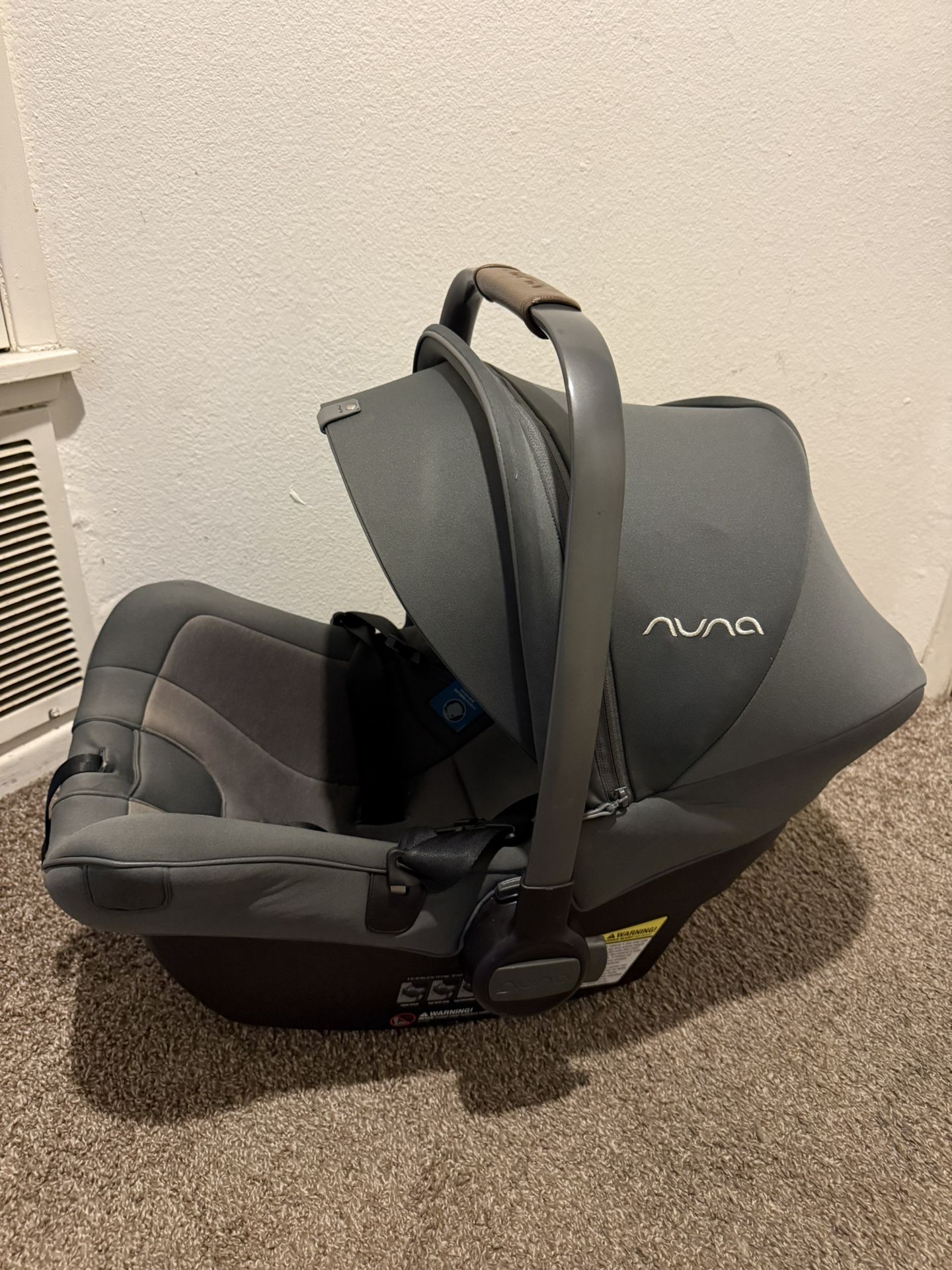 Nuna Infant Car Seat 