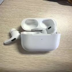 Apple AirPods (2nd Generation) with Charging Case — Great Condition