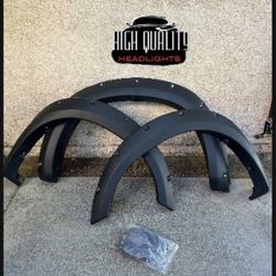 Toyota Tundra 2007. 2013 Fender FLARE 