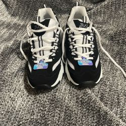 Sketcher Women shoes