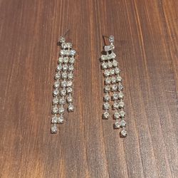 Formal Sparkly Earrings