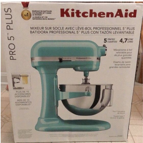 New Half Price KitchenAid Pro 5 Plus Turquoise Mixer