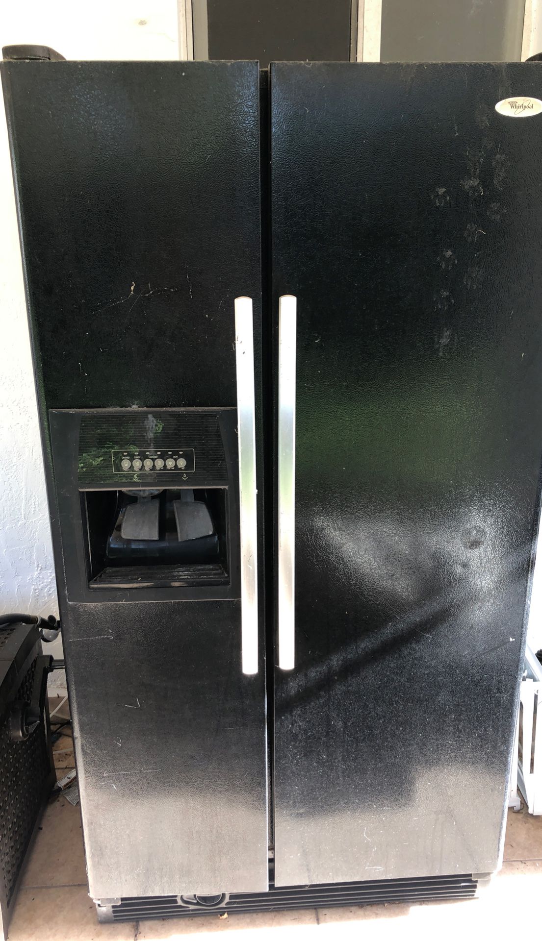 Whirlpool 36” Refrigerator Freezer refrigerador appliance