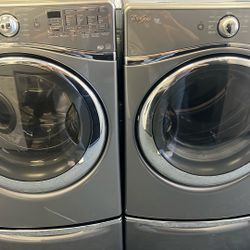 Front Load Whirlpool Washer And Dryer Set 