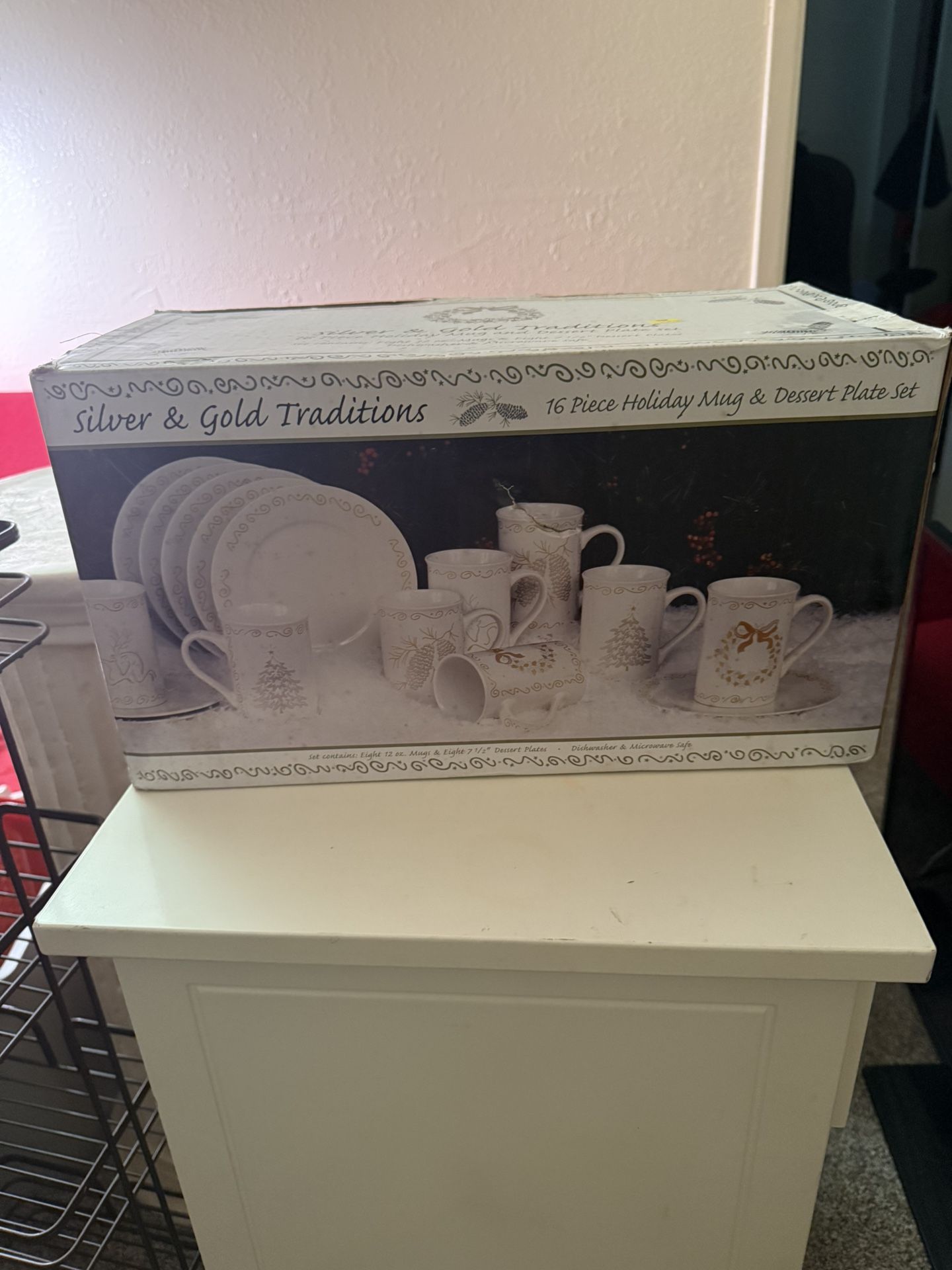 16 Piece Plate Set
