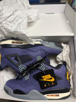 Air Jordan 4 Larkers