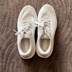 Hoka  Shoes
