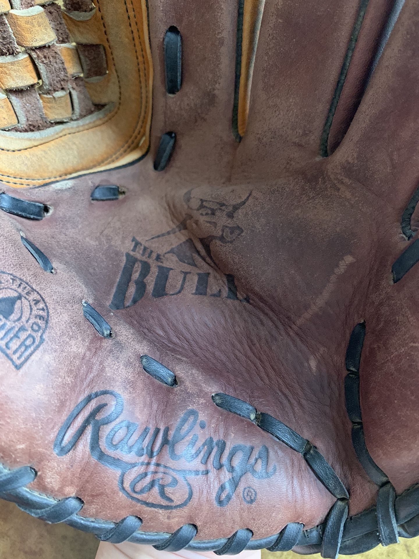 Rawlings RB25 Bull Series 12.5” Baseball Glove RHT