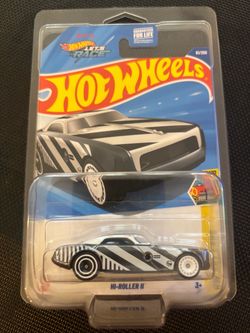 Hot Wheels STH Hi-Roller II 1:64 Black/White Diecast 2024 Super Treasure Hunt