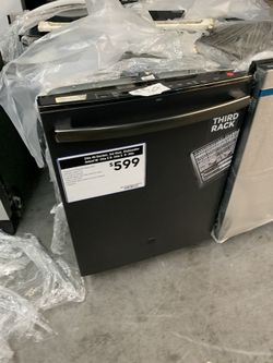 GE black stainless dishwasher new 2020 three racks