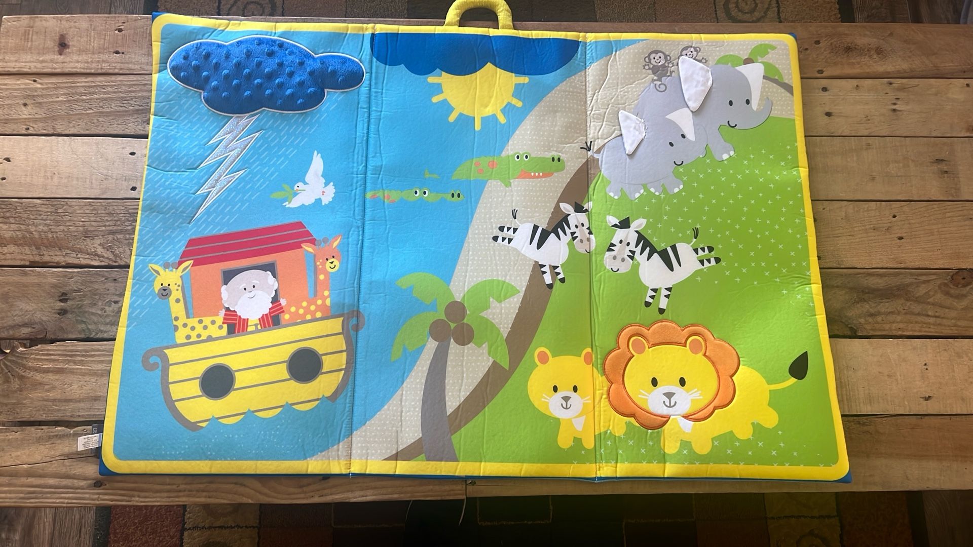 Noah And Friends Sensory Mat