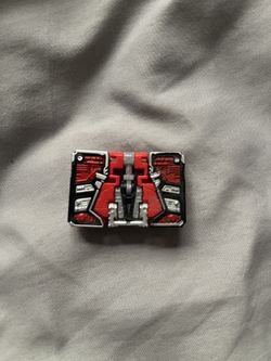 Transformers WFC War For Cybertron Laserbeak Standard Release