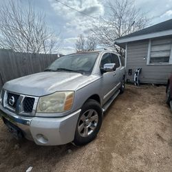 2004 Nissan Armada