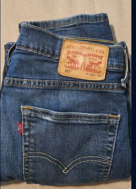 Levi 511 Blue Jeans Men's. Size 32 x 30