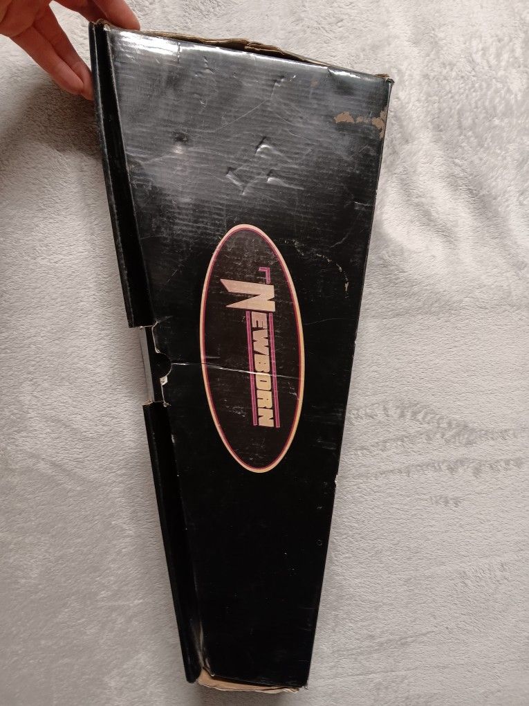 Newborn Caulking Gun