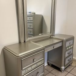 Vanity With Mirror Matching Chest And Nightstand