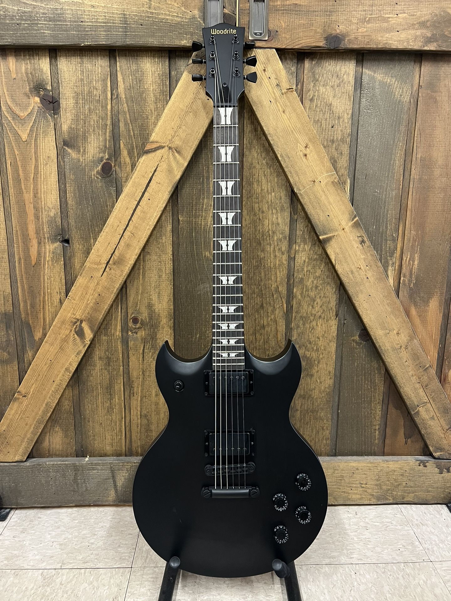 Woodrite Warlord 6 String Electric Guitar Matte Black *5420