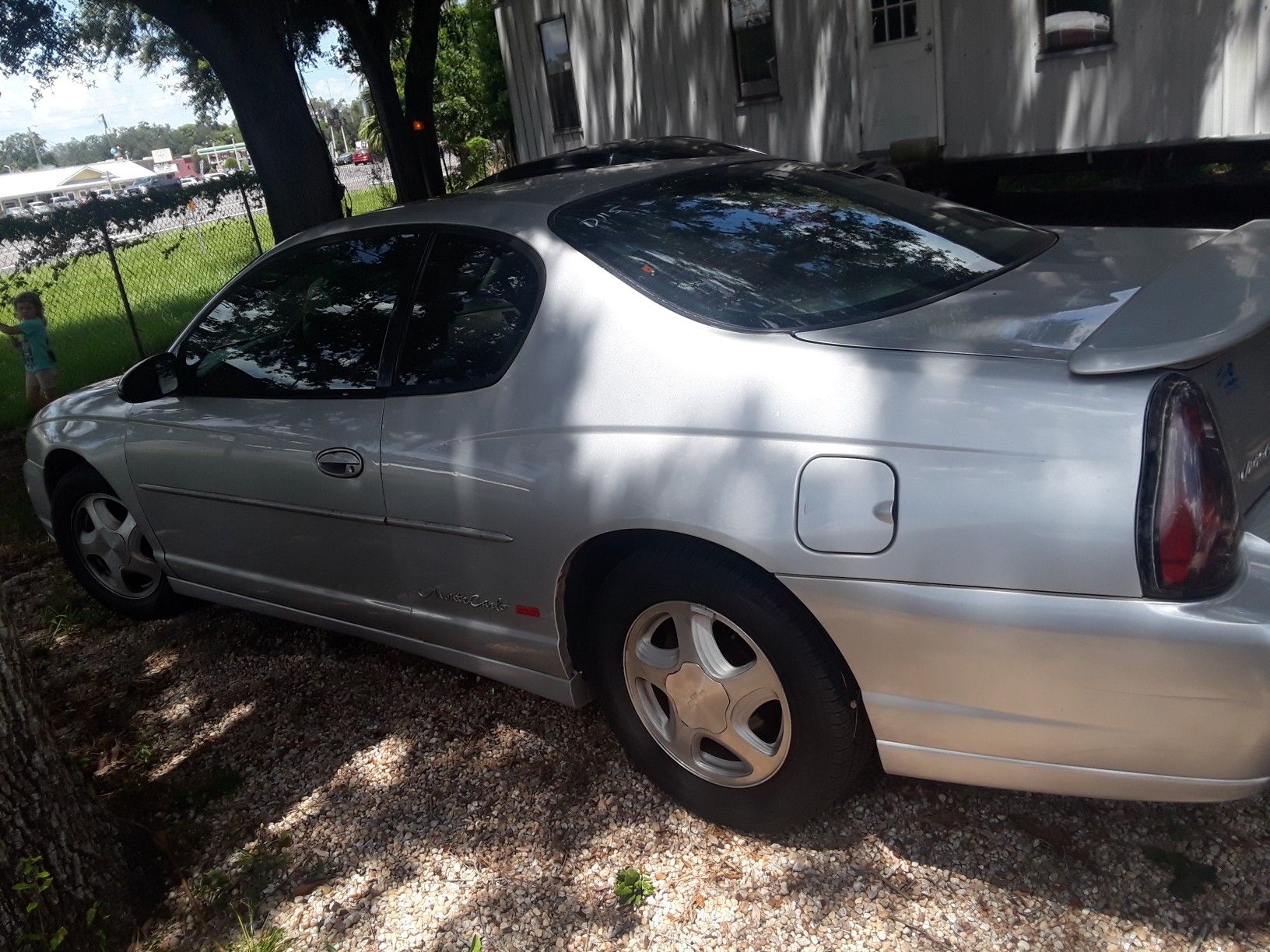 2001 Chevrolet Monte Carlo