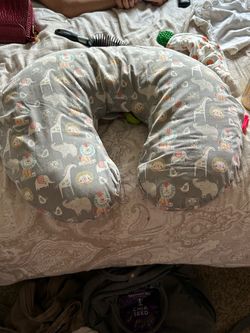 Baby’s sitter up pillow