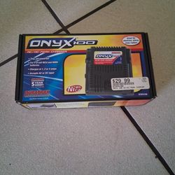 New Onyx 100 Ac/DC Rc Battery Charger  1 /2 Or 4 Amps Nimh Or Nicd Batteries Firm Price $20