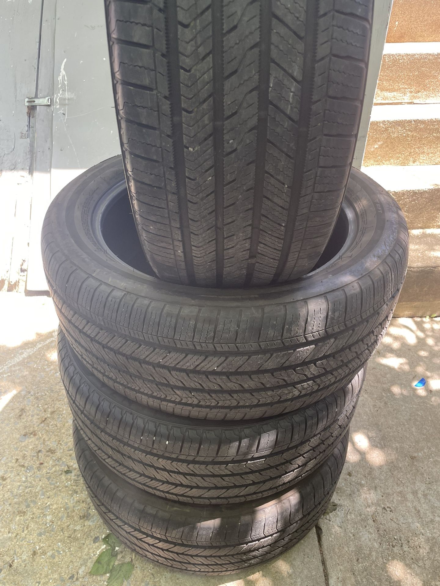 275/45/20 Bridgestone Tires Very Good Condition